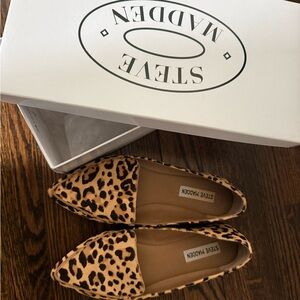 Steve Madden Leopard Pointed Toe Flats in Tan and Black